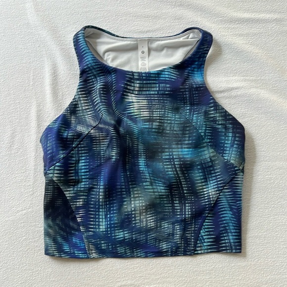 Lululemon Invigorate Training Top - Picture 1 of 4